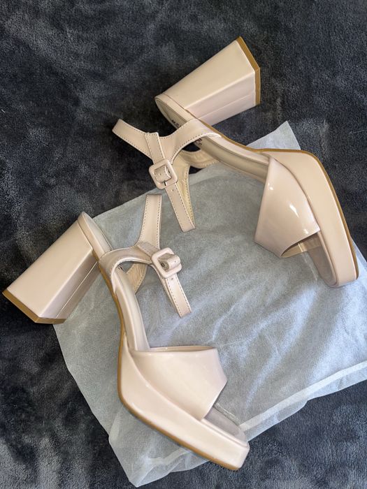 Sandale noi de vara cu toc gros