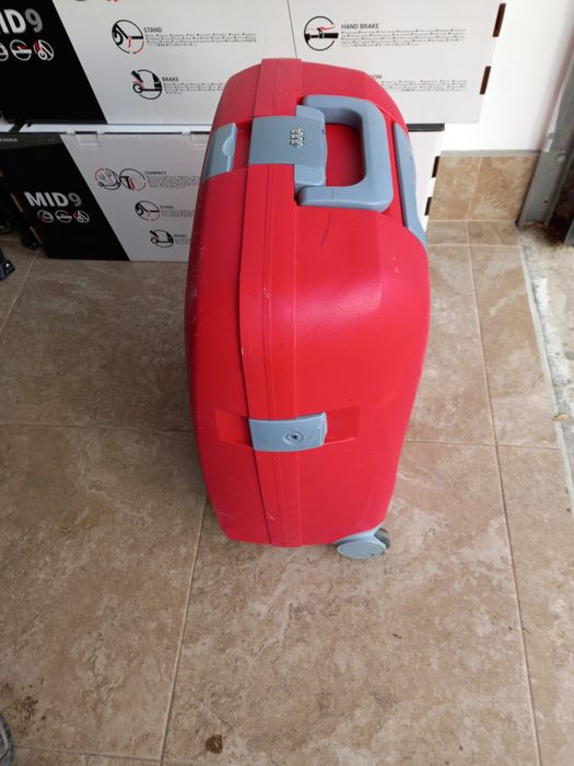 пластмасов (abs) туристически куфар KML