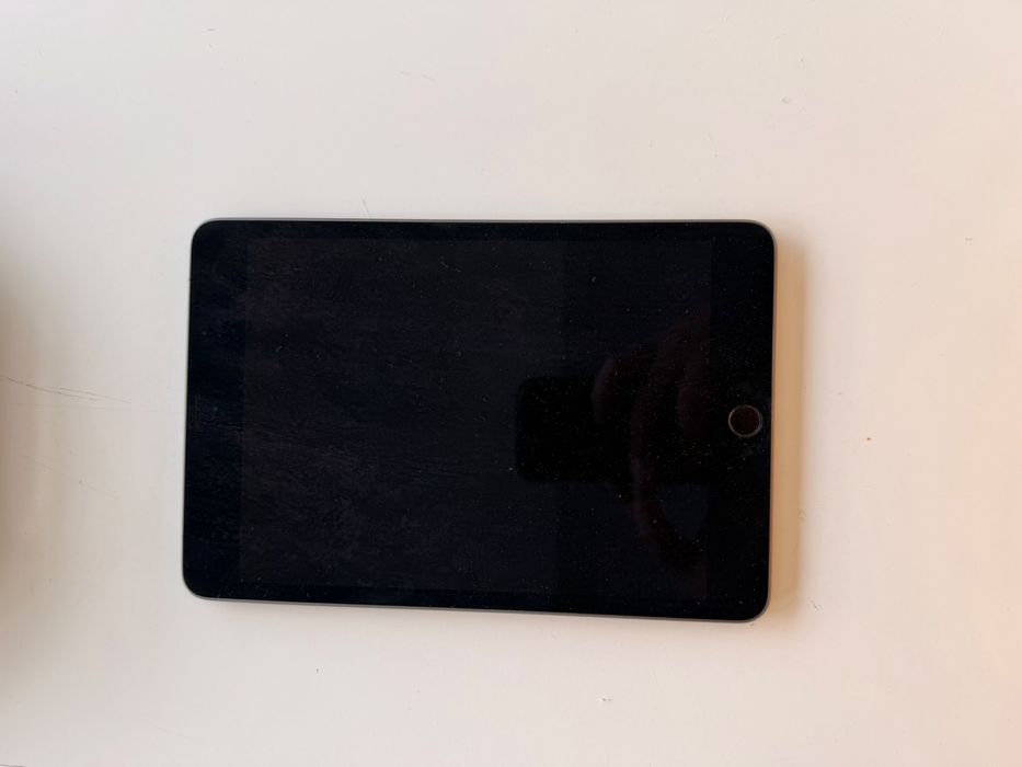 Apple ipad 5 Mini