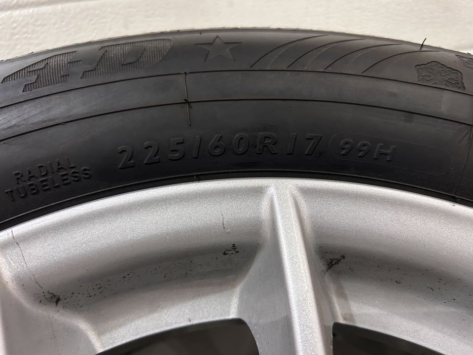 Roti Bmw x3 5x120 , 225 60 R17 Iarna Dunlop