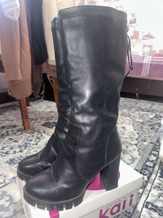 Продаю сапоги