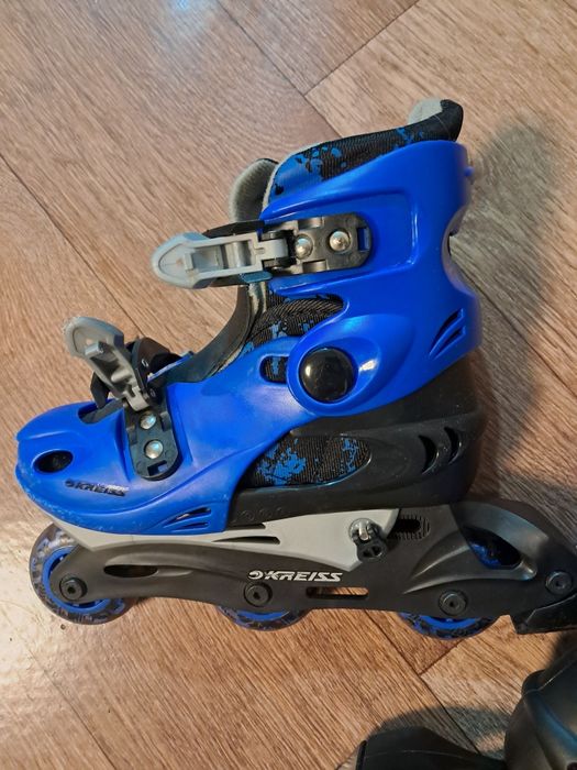 Продам роликовые коньки