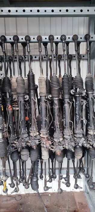 Рулевая рейка Mazda Bongo