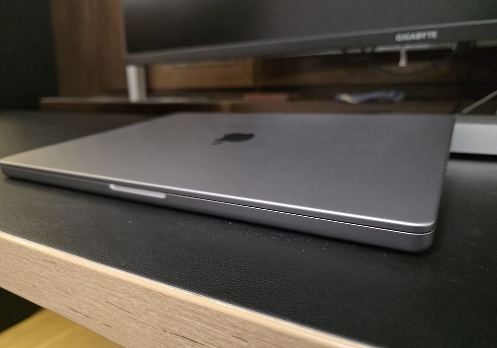 MacBook Pro 16" | M1 Pro | 32GB RAM | 512GB SSD | Stare impecabilă