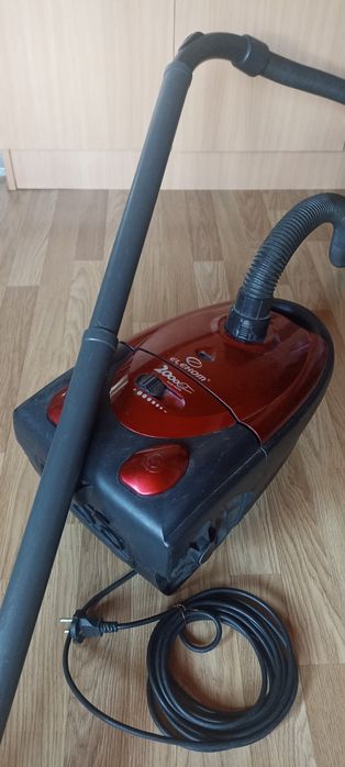 Работещи прахосмукачки - 30 лв. за брой