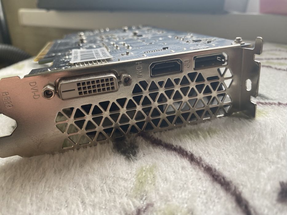 Видеокарта Afox 1050 TI  GTX 4GB