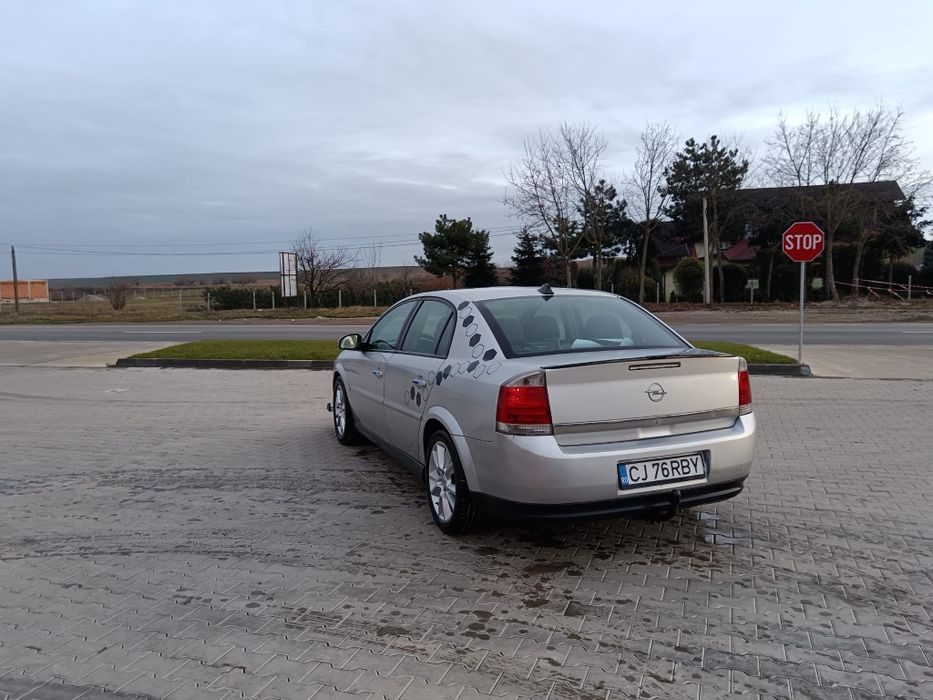 Vând Opel Vectra c
