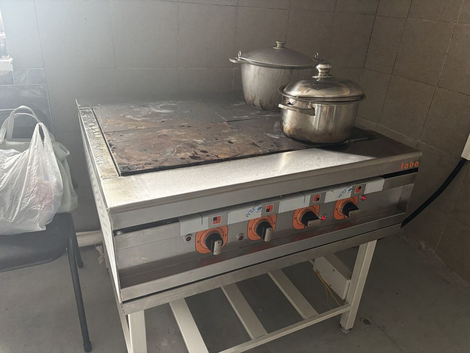 Продам плиту электрическую