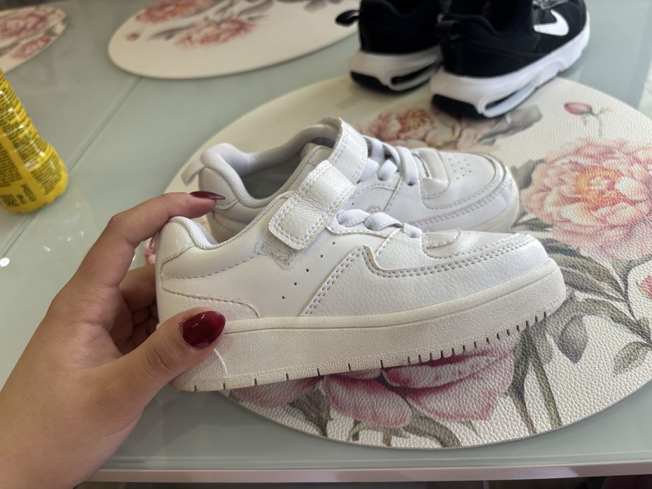 Маратонки размер 27