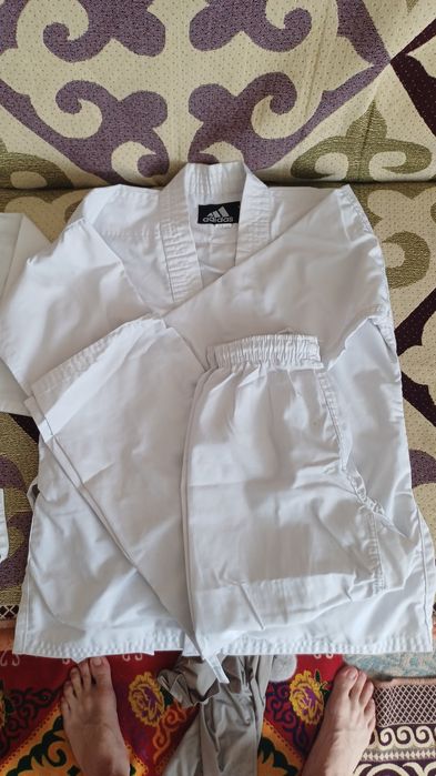 Продам кимоно в хорошем состоянии.