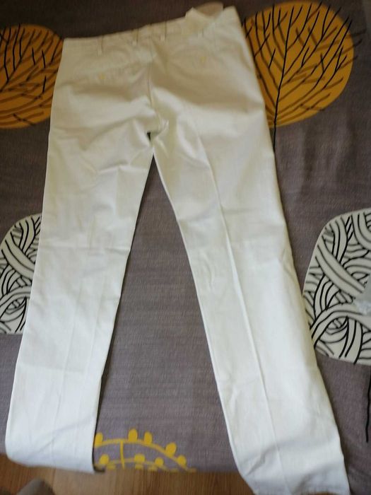 Нов бял мъжки панталон, размер M/L, прав