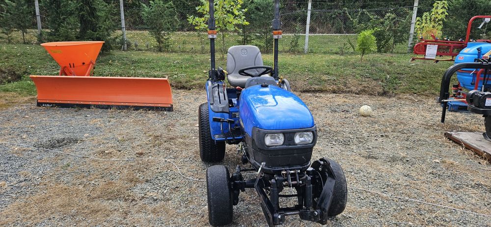Tractor New Holland TC 24 D
