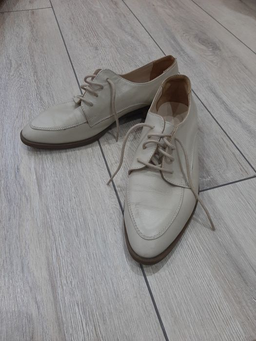 Женские кожанные туфли