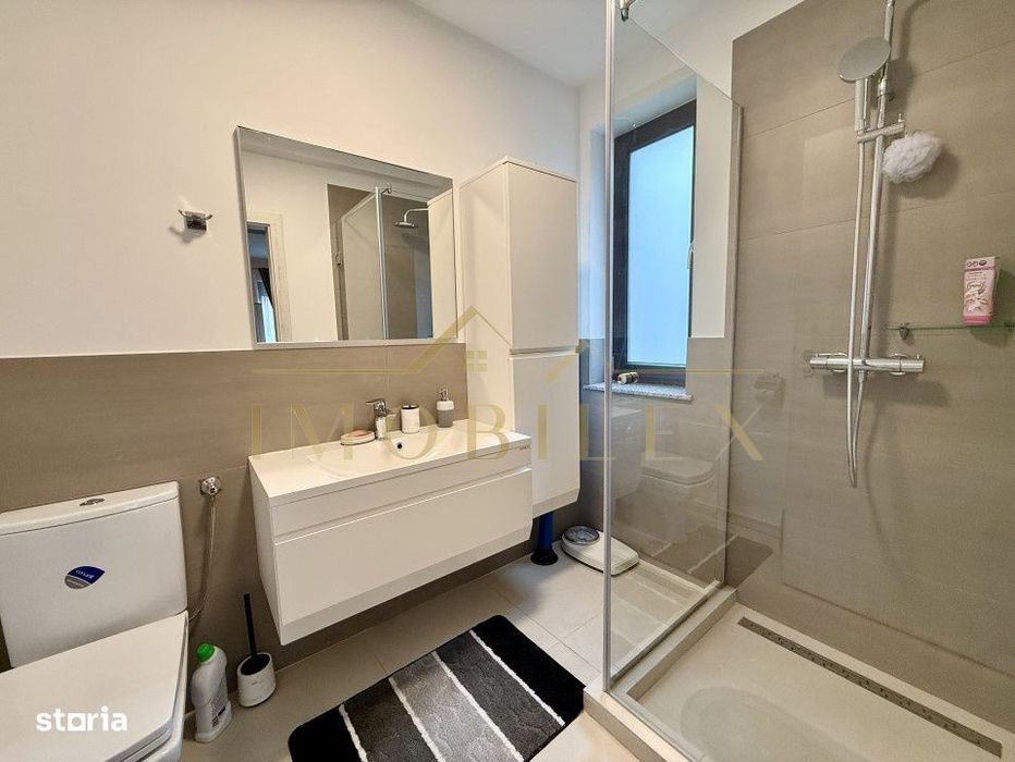 Casa individuala LUX, 4 camere, 3 bai, teren 450mp, zona Dezmir