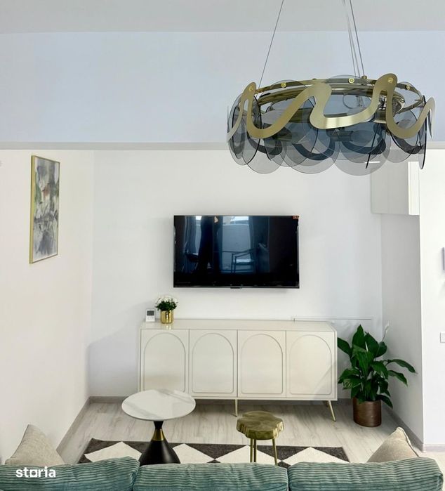 2 camere+ parcare| Vedere piscina| Prima inchirie| Metrou Berceni 7'
