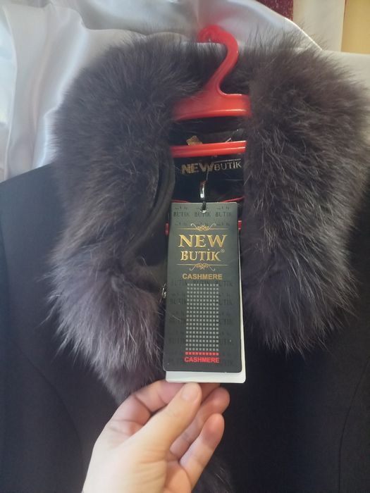 Костюмы,кардиган, пальто