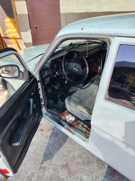 Volga 31029 sotiladi