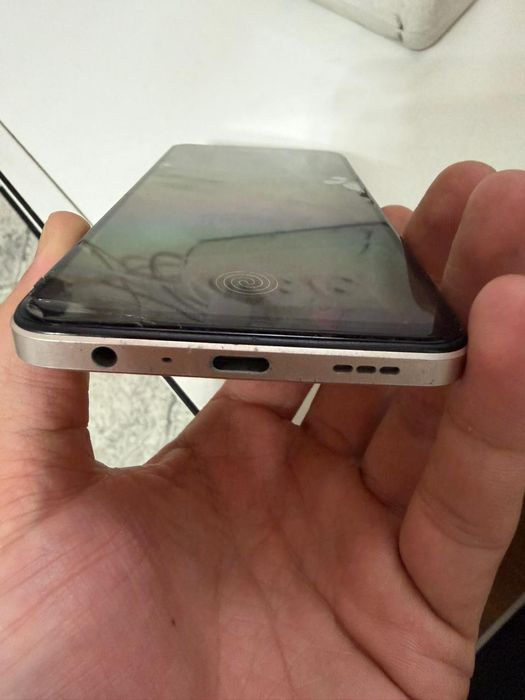 Продам OPPO Reno 7