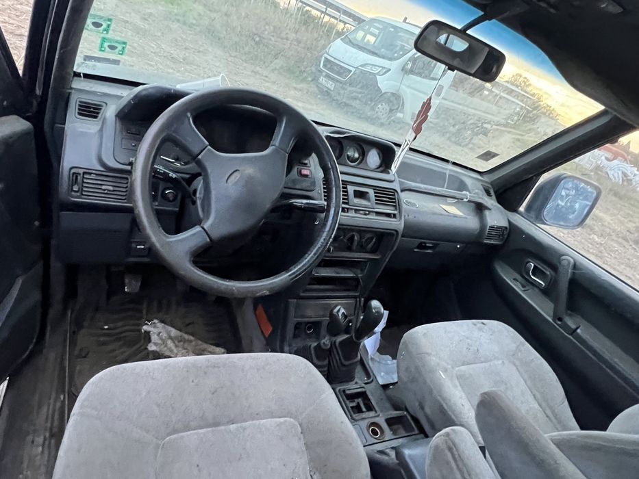 Mitsubishi Pajero 2.5 дизел на части