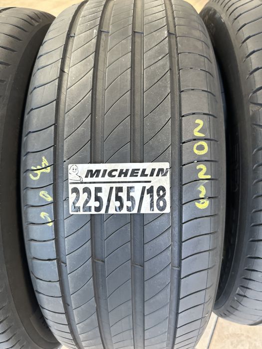 225/55/18 Michelin