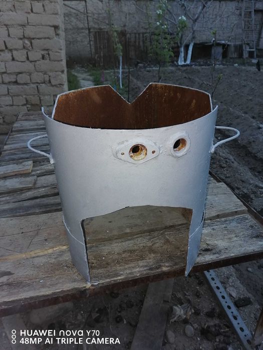 Лист, кормушка, ўчоқ ва бочка