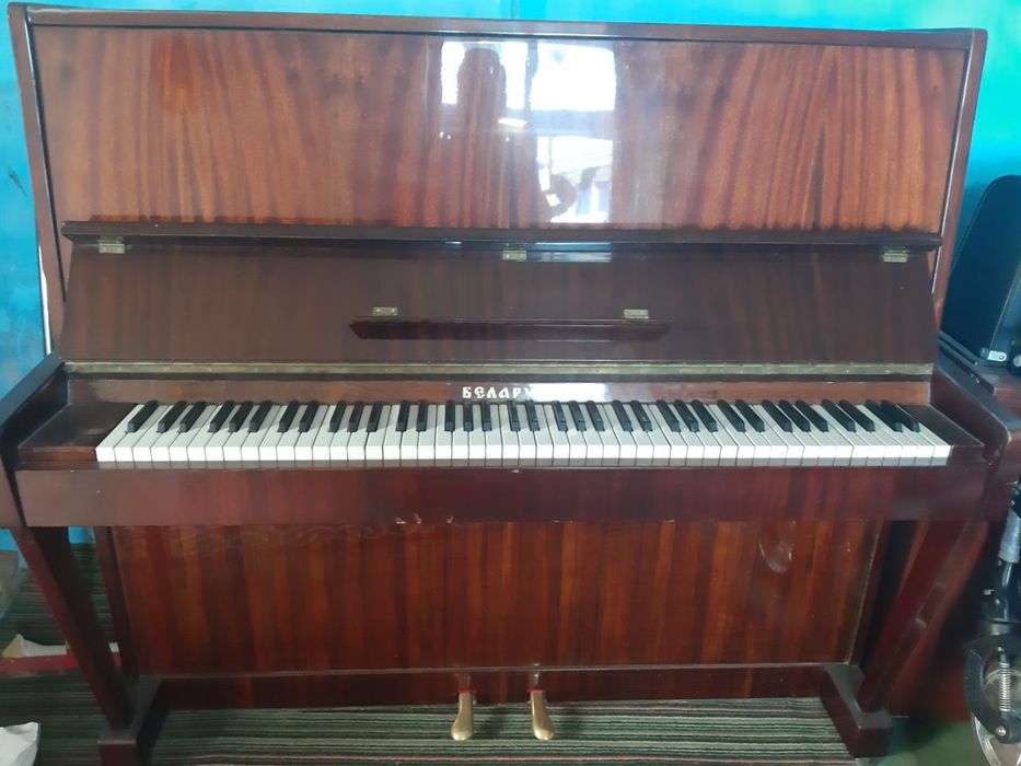 Продаётся пианино