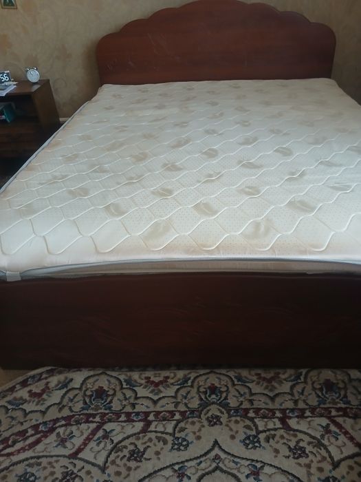 Продам б/у кровать 2-спальную