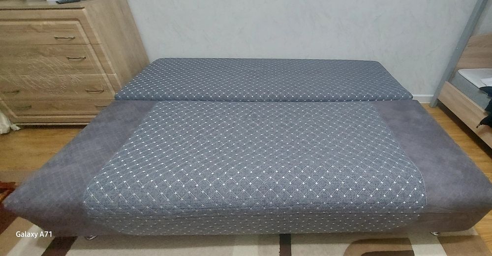 Продаю диван раскладной