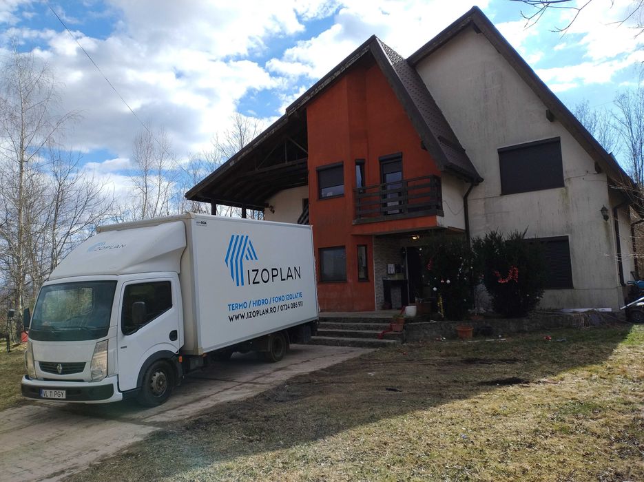 Izolatie / izolatie spuma poliuretanica