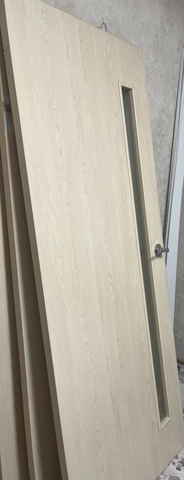 Продам межкомнатный дверь