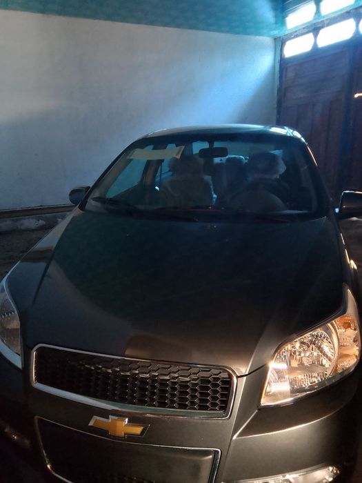 Avtomashina ravon sotiladi