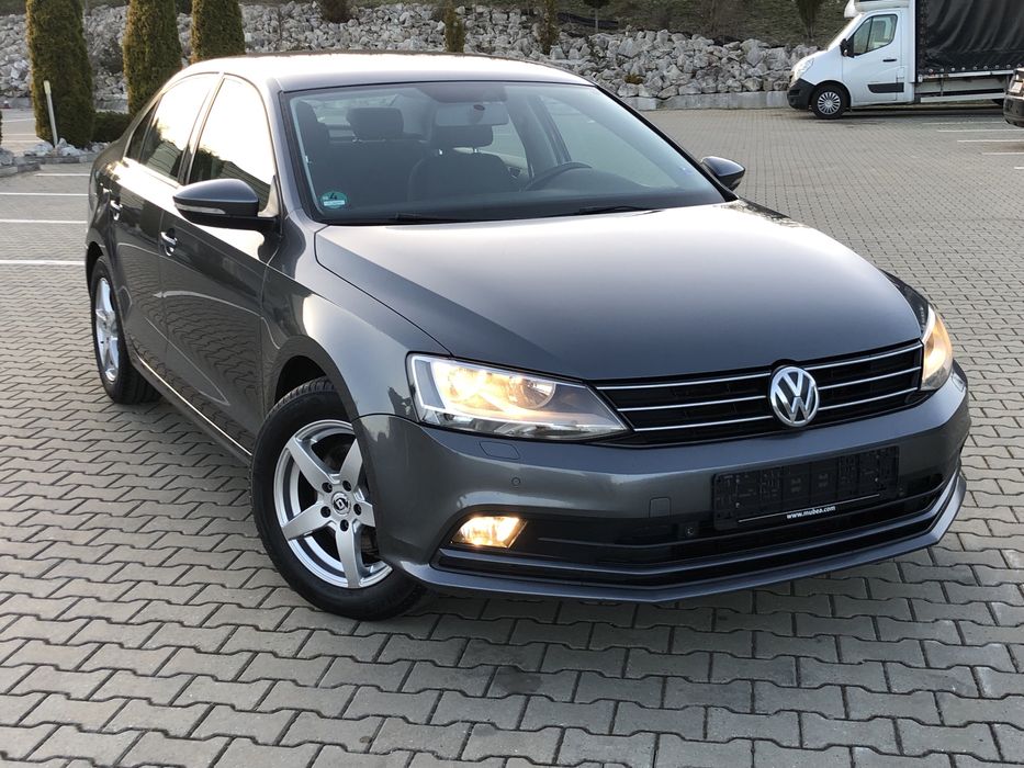 VW Jetta 2.0tdi an fabricatie 2016 110cp climatronic parktronic mahon computer bord euro 6