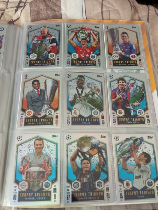 Карти Topps сезони 25/26 и 24/25