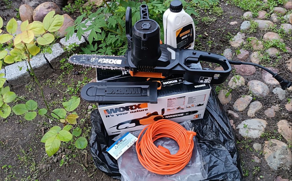 Електрически трион Worx WG305E 1100W 25 см +удължител+масло за 75,16€