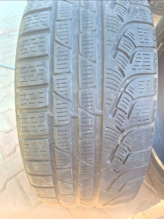 Anvelope iarna - PIRELLI SOTTOZERO - 225/50/R17