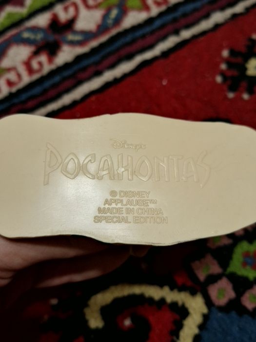 Винтидж фигурка Покахонтас с Мико от Applause