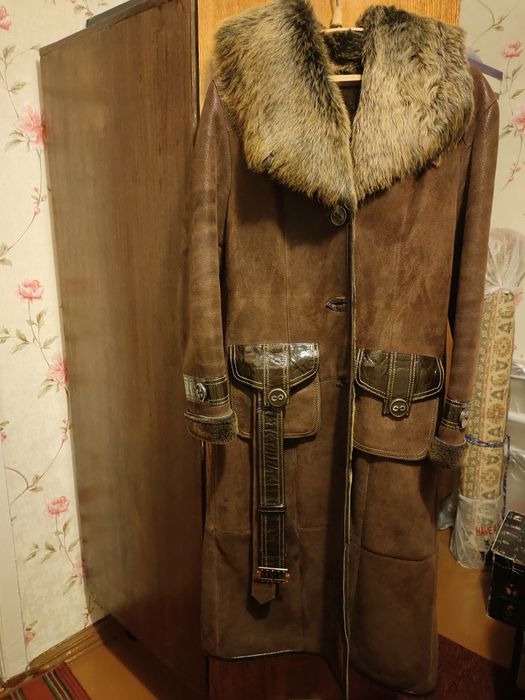 Продам дублёнка в отличном состоянии