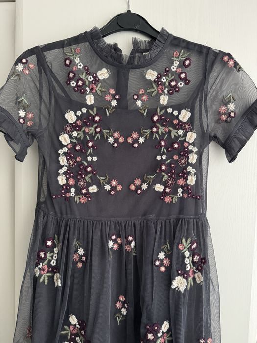 Rochie Next eleganta  noua tul brodat 11 ani