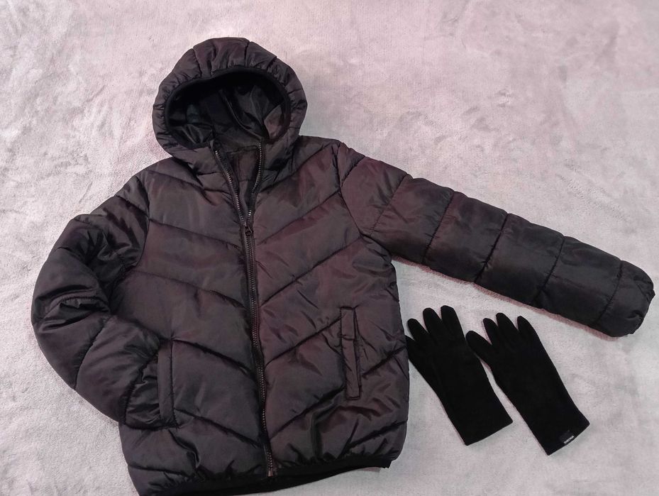 Детско яке в отлично сьстояни + подарьк рькавици Quechua