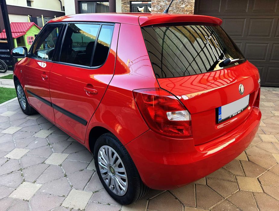 SKODA Fabia 2010 — imagine 4