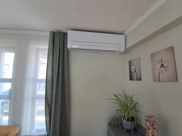 Къща под наем 3 спални 2 бани с планинска гледка, 2 паркоместа, на 13км до Слънчев Бряг (с. Гюльовца). Затворен и охраняем квартал.