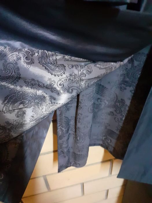 Продам женский классический плащ