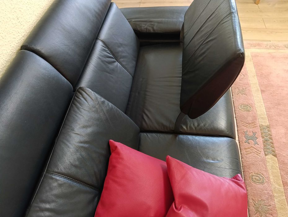 Design Canapea din piele naturala 3Persoane, extensibila, stare foarte buna.
