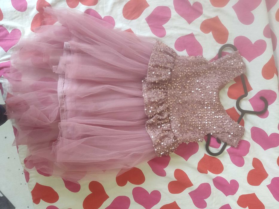 Детска рокля 7-8 години