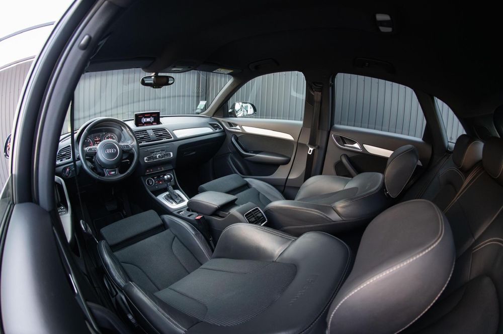 Audi Q3 2.0tdi Quattro, S- Line,facelift, Matrix, automat, 4x4)