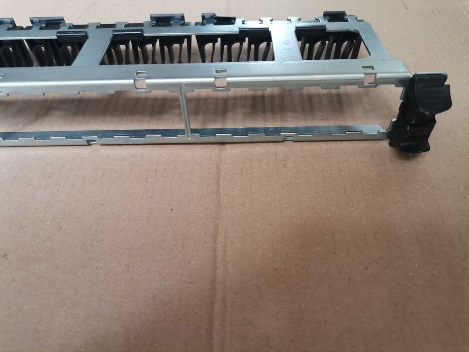 Рамка органайзер за кабели Legrand