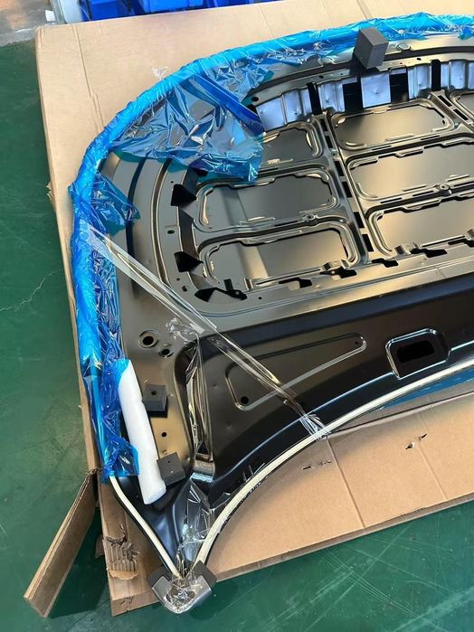 Капот на Li (лисян) L6, L9