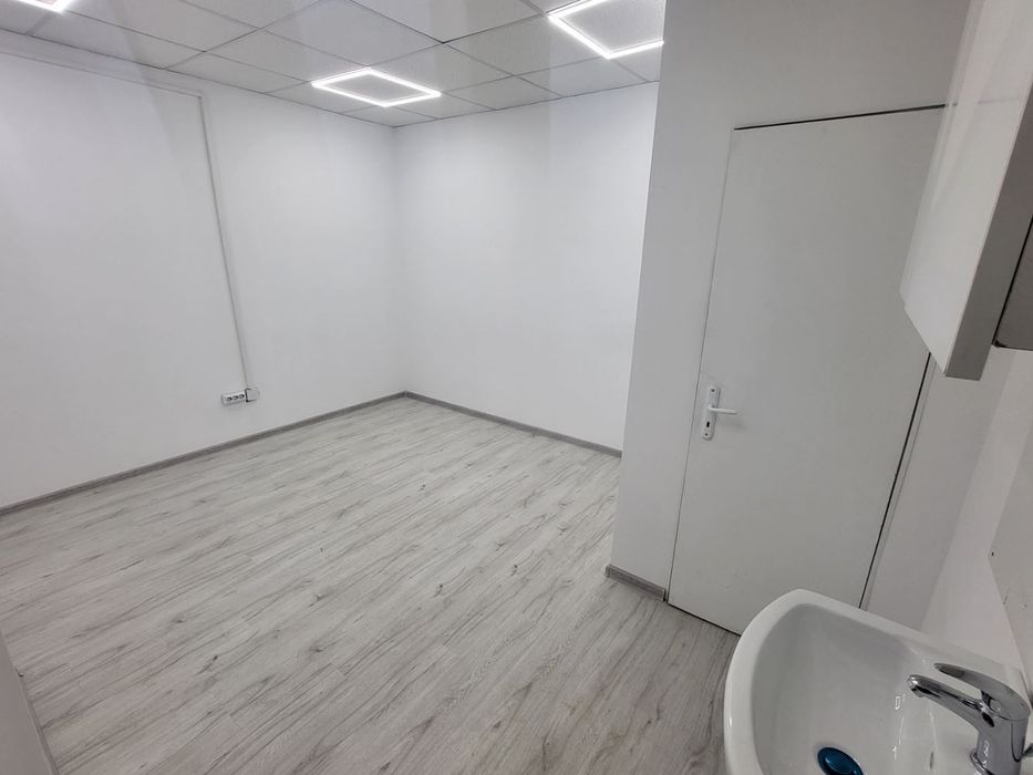 Продава се Магазин в София, Център - 44 кв.м за 2191 €/кв.м - Снимка #4