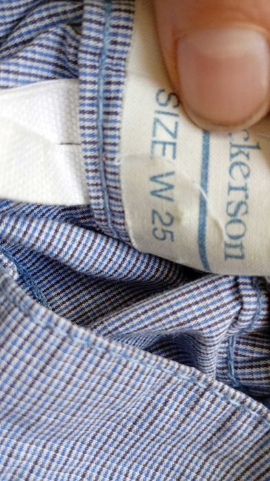 Pantalon Benetton class regular,  si  pantalon Jekerson,