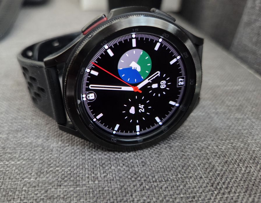 Samsung Galaxy Watch 4 Classic 46mm – Нова батерия + 8 каишки подарък